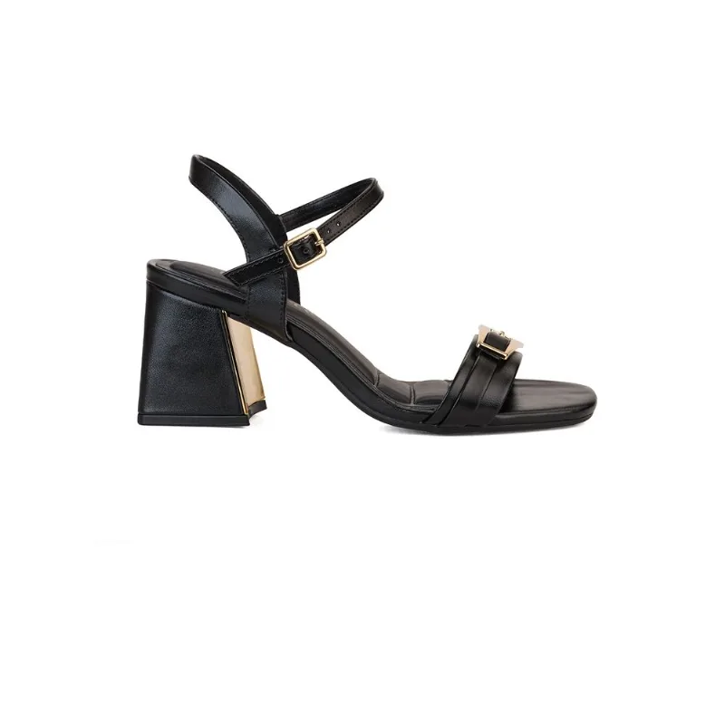 Sandalia Bebecê Salto bloco Bico Redondo Tira com Enfeite Preto 39
