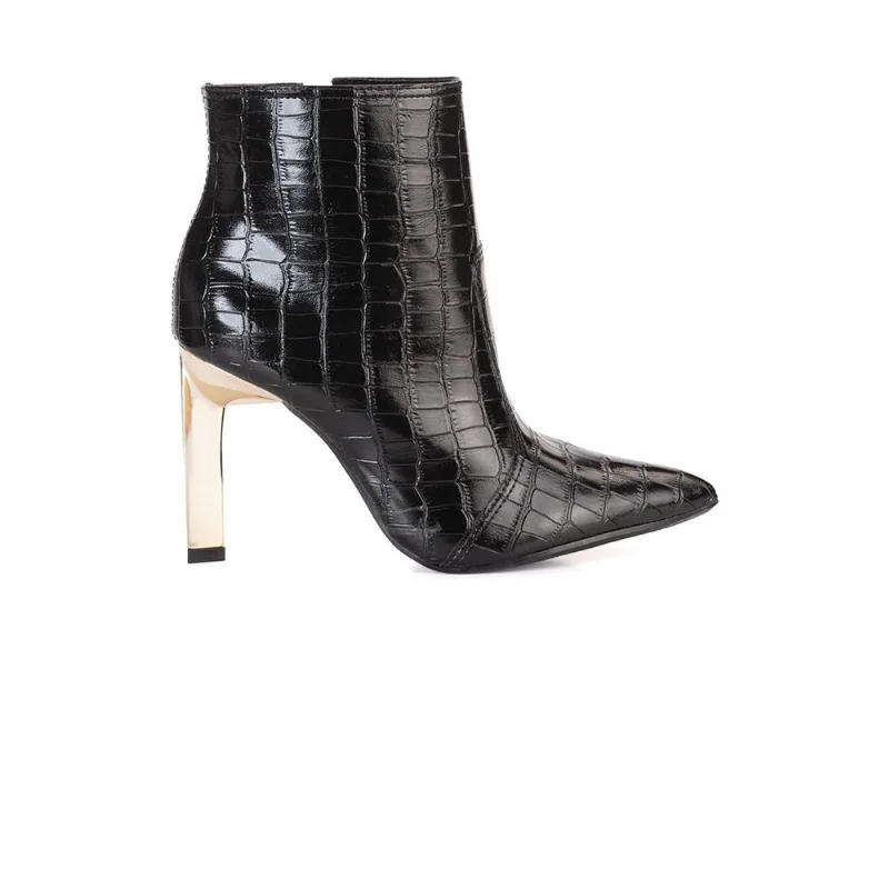 Bota Bebecê Cano Curto Sofisticada Preto 35