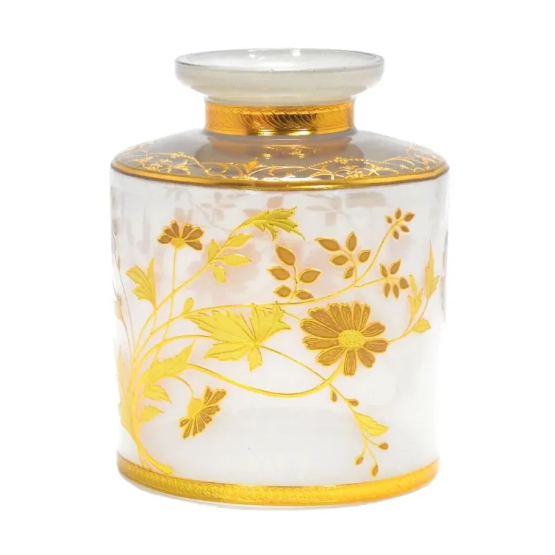 VASO DECORATIVO EM CRISTAL BRANCO COM DETALHES EM DOURADO - 13X10X10CM