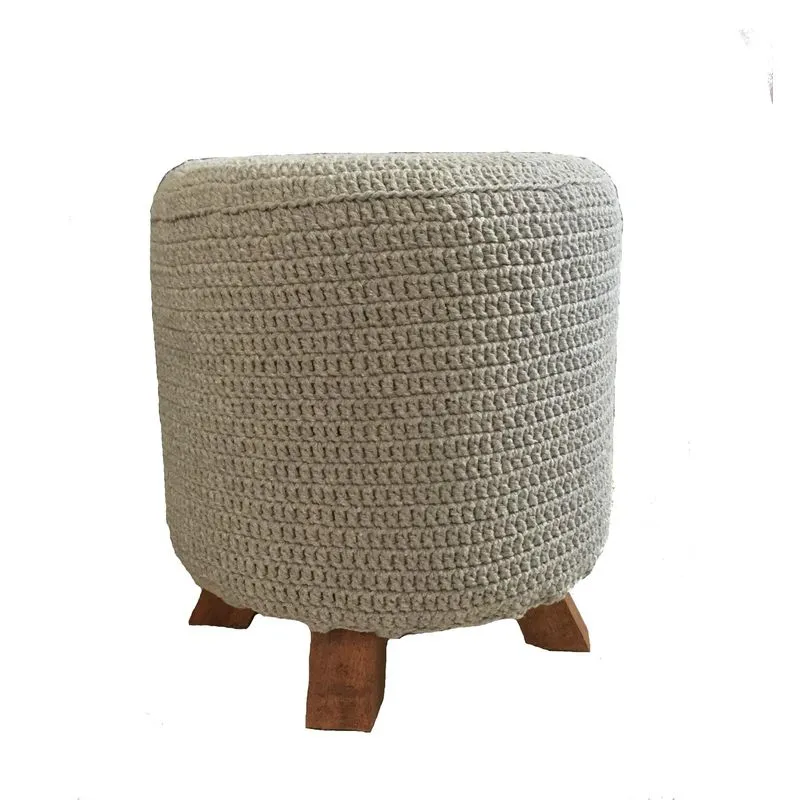 Puff Decorativo Com Capa Em Crochê