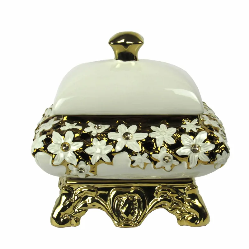 Potiche em Porcelana Branca com Dourado - 22x23x15cm