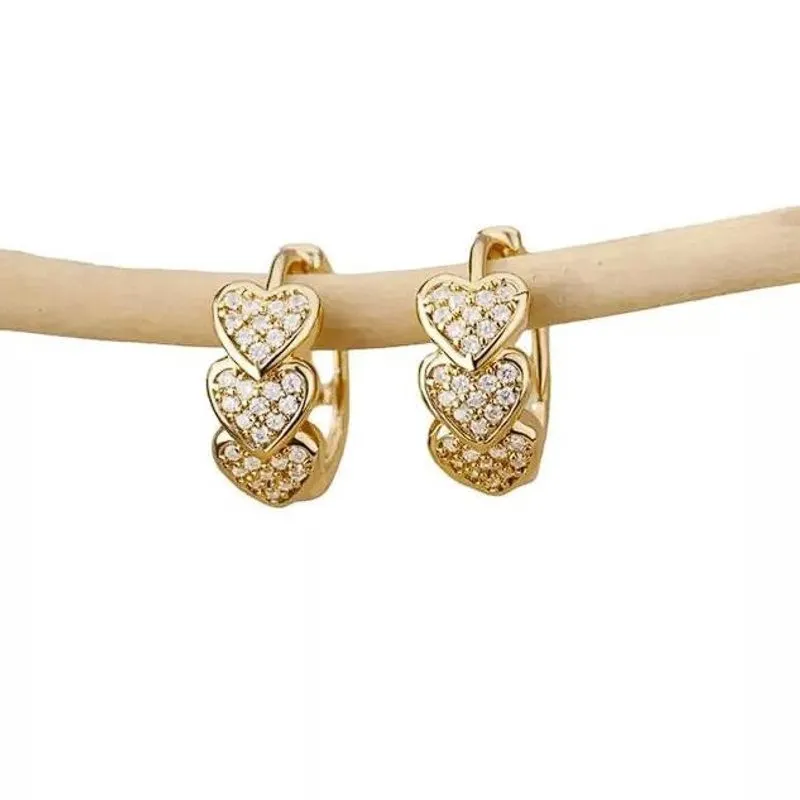 Par De Brincos Coração Triplo Cravejados Banhado A Ouro 18K