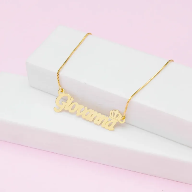 Colar de Nome com Coroa de Princesa