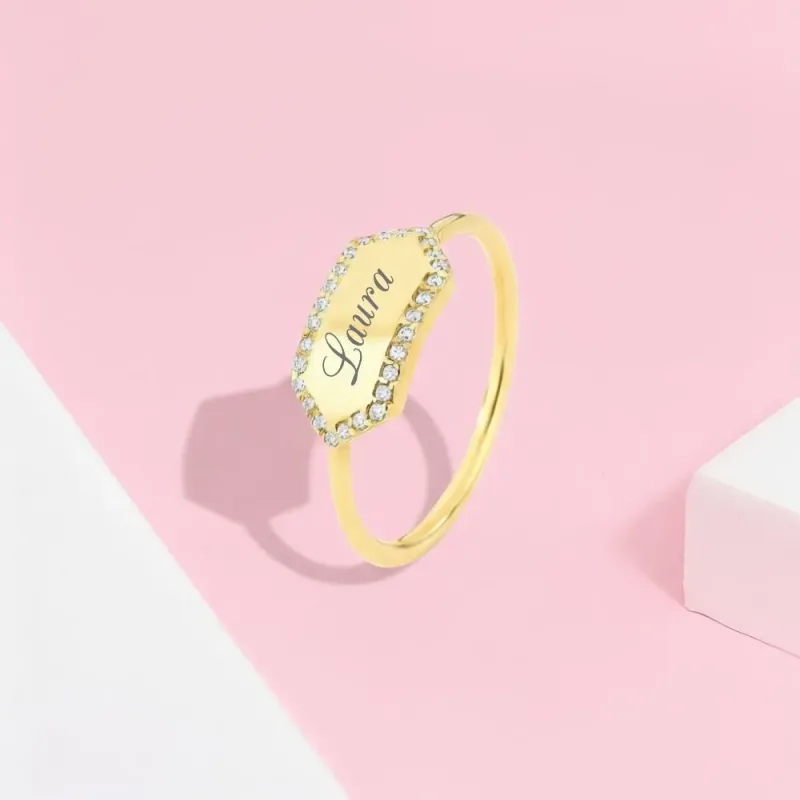Anel com Pedras de Zirconia Radiante