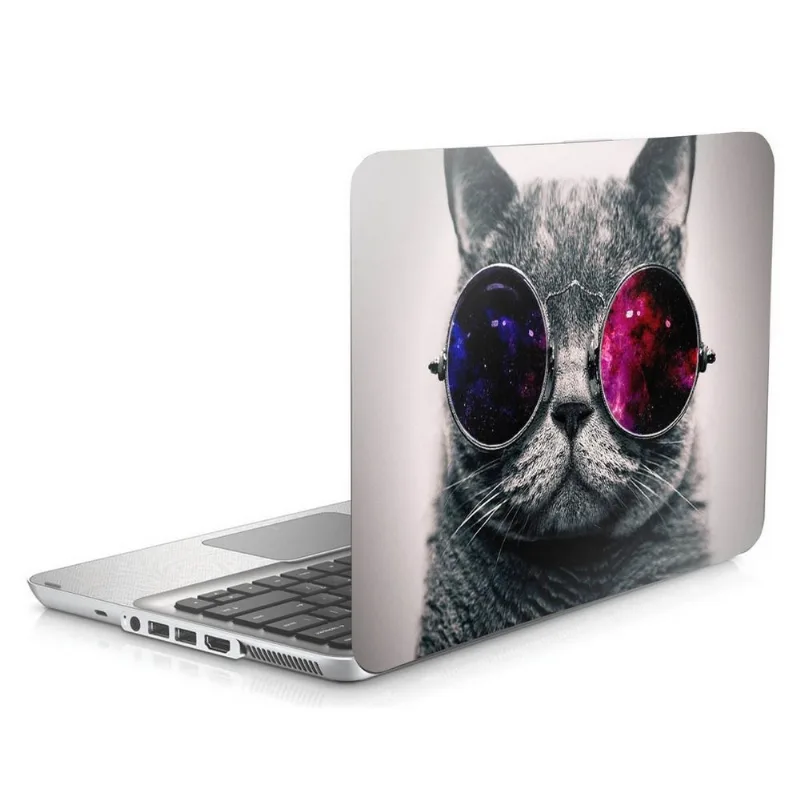 Skin Adesivo Protetor para Notebook 15,6' Gato Cósmico d2