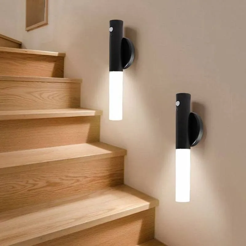 Luminária de Parede LED com Sensor de Movimento Recarregável USB Base Magnética Top Rio Comercial Luminária de Parede LED Sensor de Movimento USB Top Rio Comercial