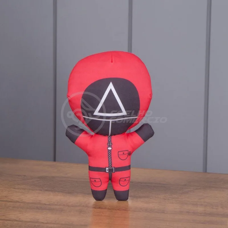 Boneco De Pelucia Squid Game Round 6 Vermelho 26Cm Triangulo