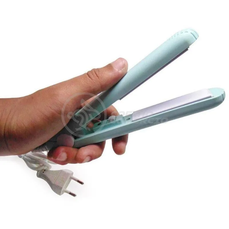 Mini Chapinha Prancha Portátil 17Cm Bivolt Profissional Azul Bivolt