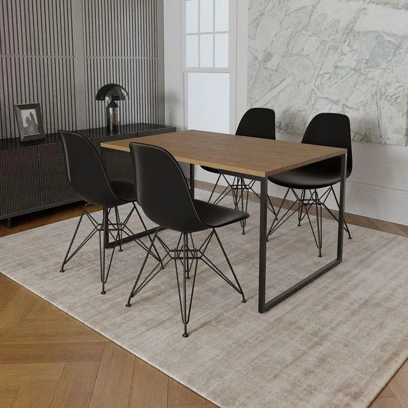 Mesa Industrial Base Ferro Preto Tampo 137x90 Amêndoa 4 Cadeiras Ferro Preto Assento Preto Marrom