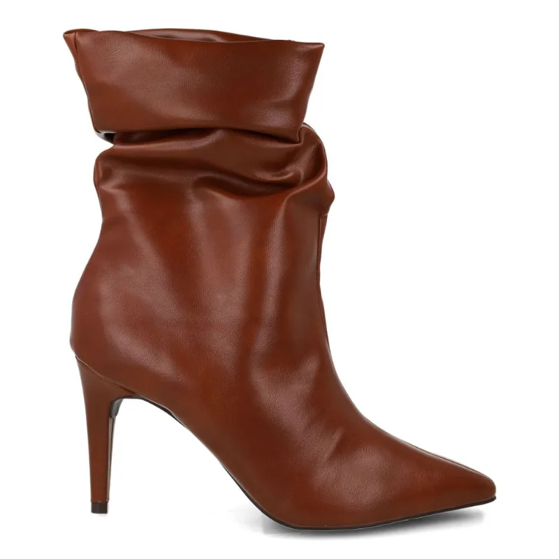 Bota Osc Slouchy Salto Fino Feminina Marrom Whisky 39