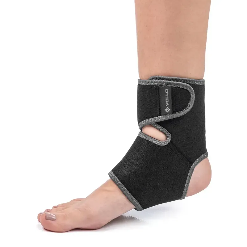 Tornozeleira Compressão Ajustável em Neoprene Tornozelo Esquerdo/Direito Vollo Tornozeleira Compressão Ajustável Tornozelo Esquerdo/Direito Vollo