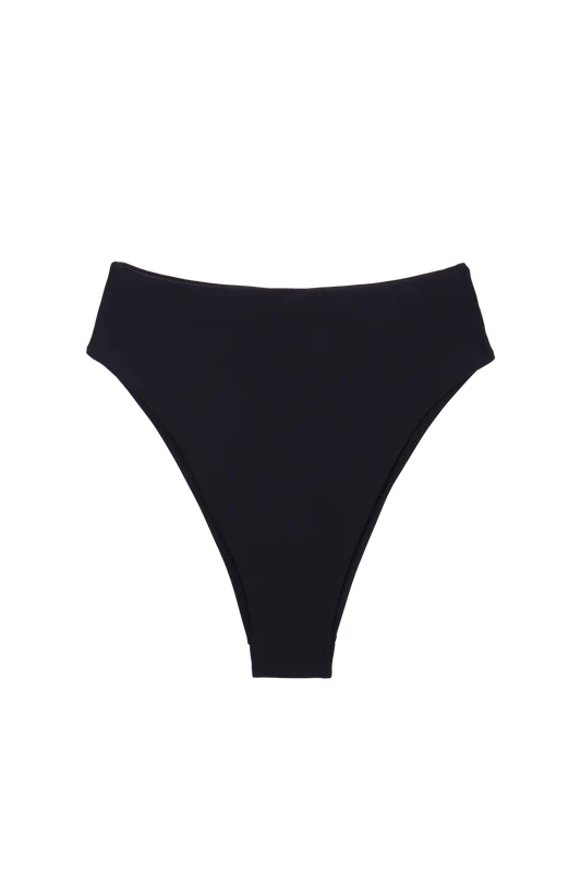 Hot Pants Bela Preto / GG