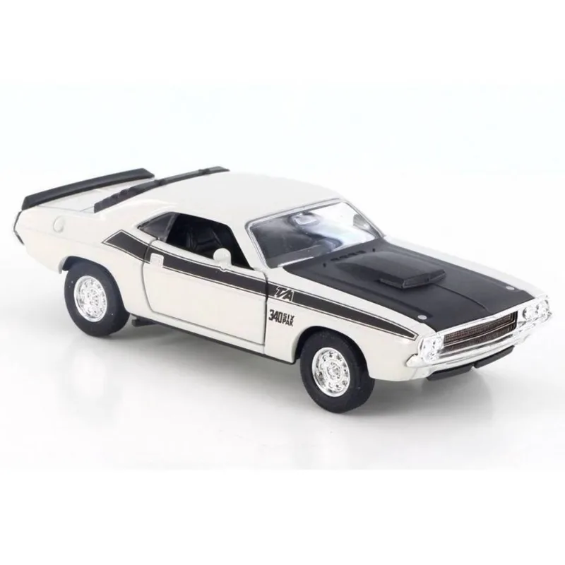 Miniatura Dodge Challenger t/a 1970 Welly 1/32 Metal e Fricção Branco