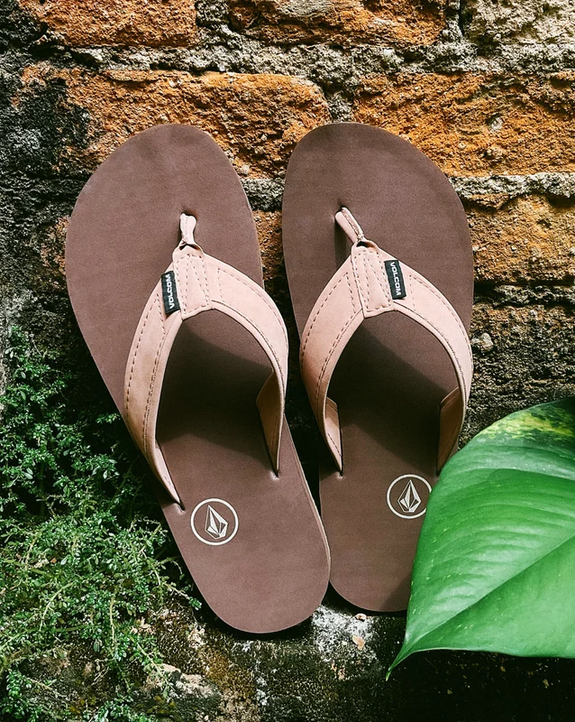 Sandália Volcom Recliner Marrom 41_42 / BEGE