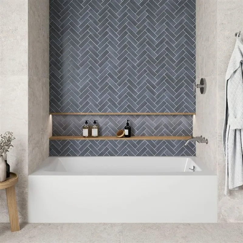 Streamline 66 x 32-in Glossy White Acrylic Right-Hand Drain Alcove Bathtub - Polished Chrome Drain