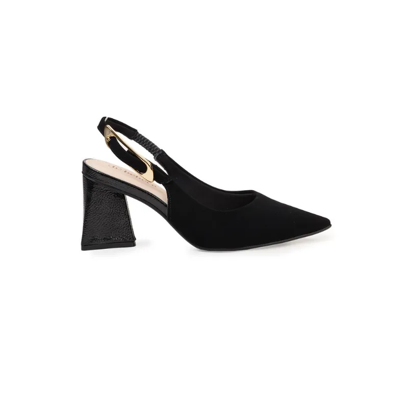 Scarpin Bebecê Bico Fino com Tira Ajustável e Salto Bloco Preto 40