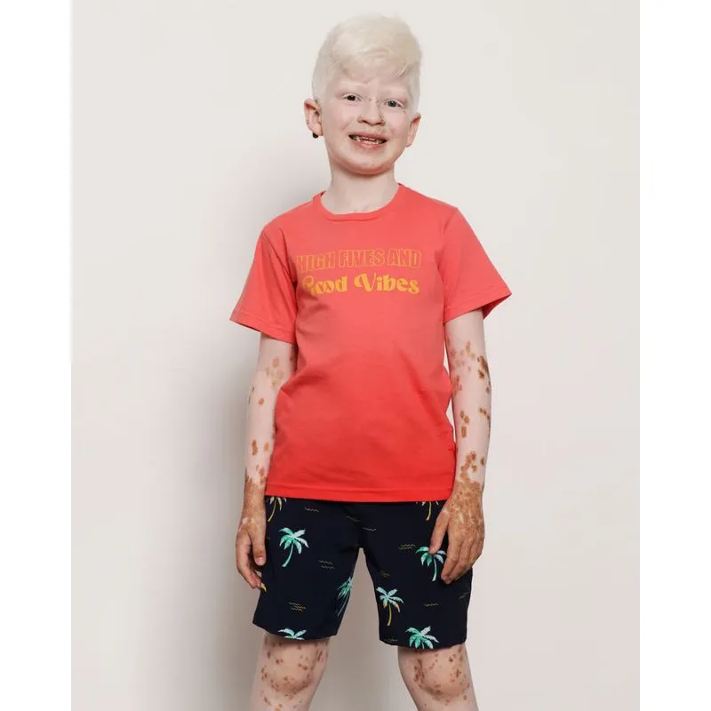 Camiseta Infantil Manga Curta Estampa Good Vibes Laranja 8