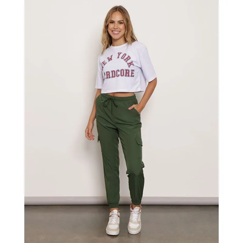Calça Feminina Berry & Co. Bolso Cargo com Cordão Verde GG