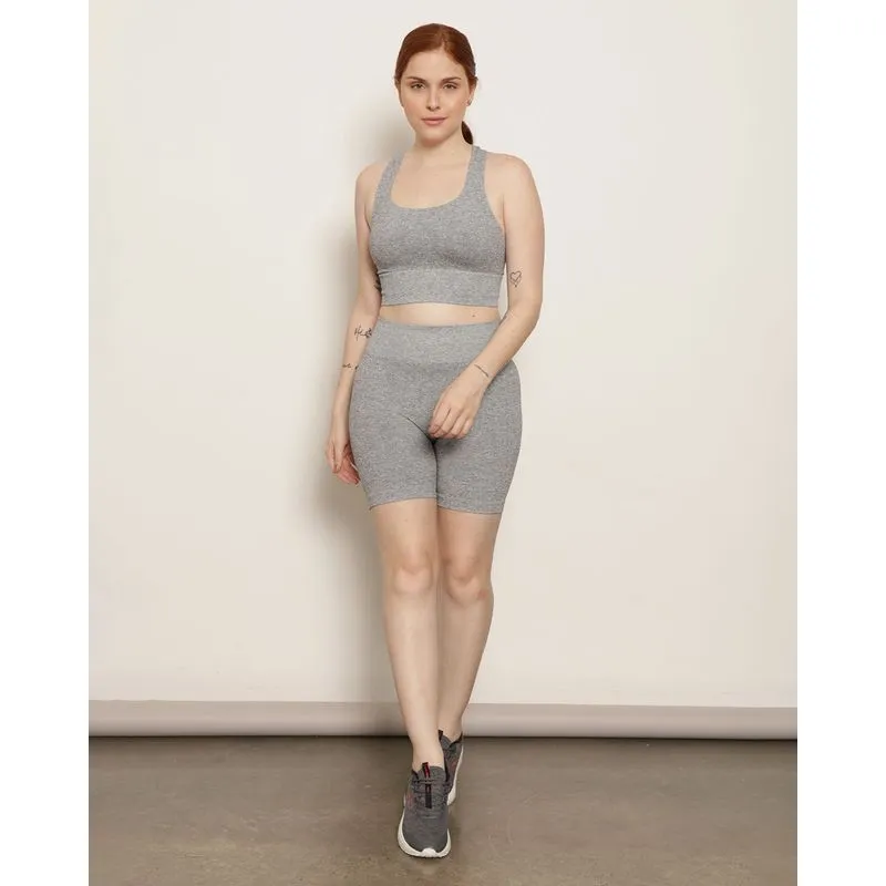 Short Feminino Curto Fitness Com Recorte Cinza M