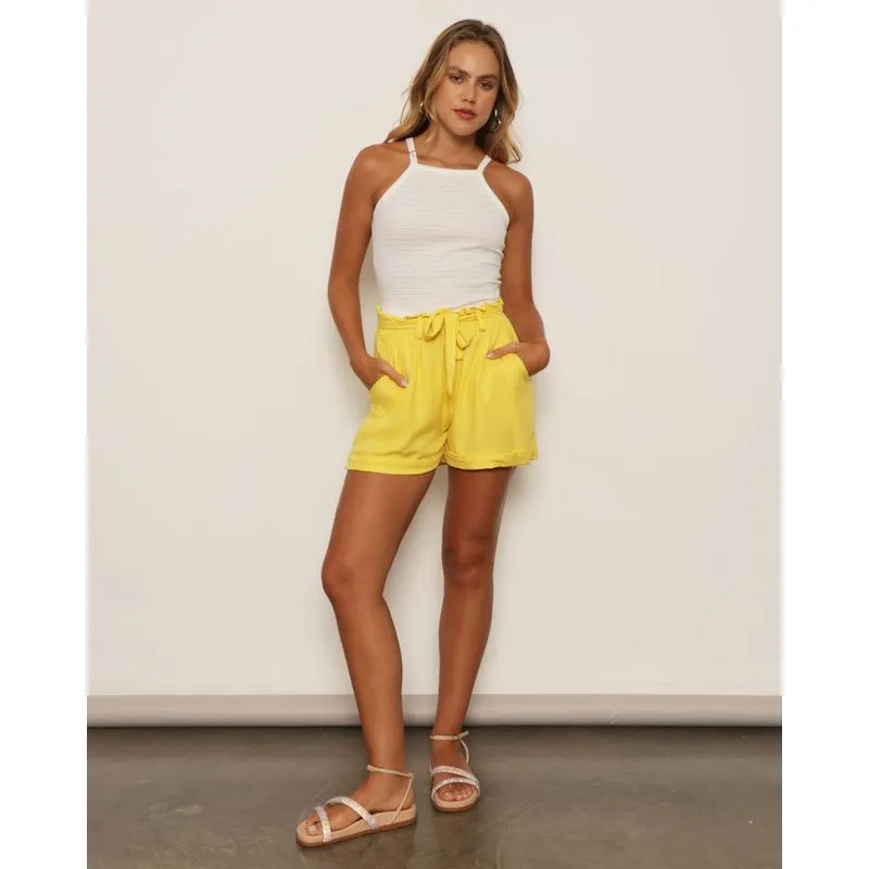 Shorts Feminino Curto Viscose Com Faixa Para Amarração Amarelo M