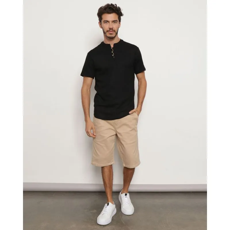 Bermuda Masculina Sarja Reta Com Bolsos Bege 48