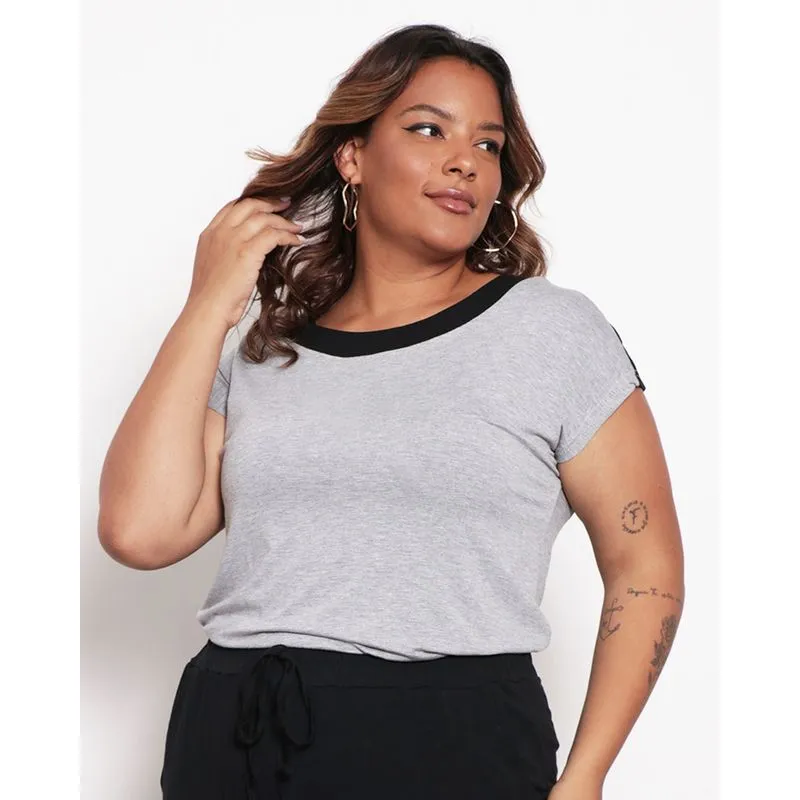 Blusa Feminina Plus Size com Recorte Manga Curta Gola Redonda Cinza G3