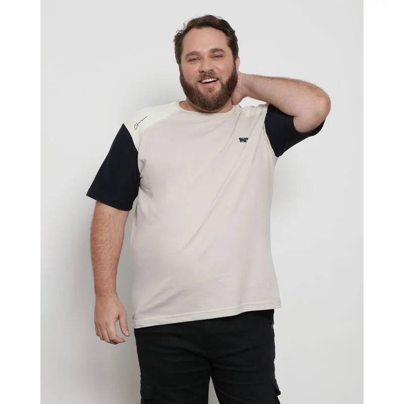 Camiseta Plus Size Masculina Estampa Gangster Texturizada Manga Curta Bege G2