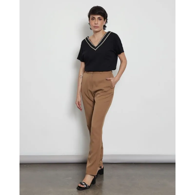 Calça Feminina Alfaiataria Reta Com Bolsos Bege Escuro P