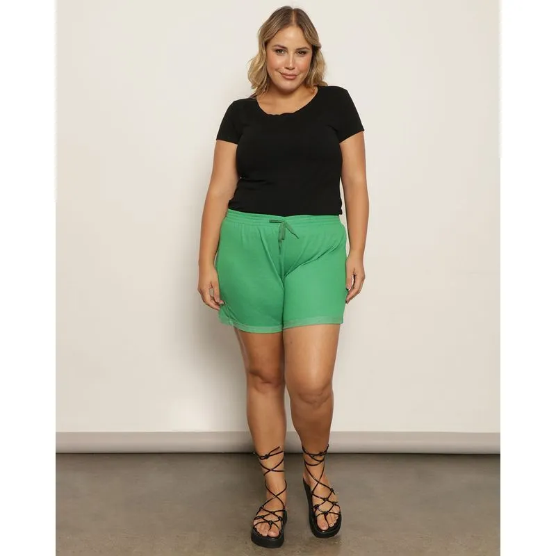Shorts Plus Size Feminino Moletinho Barra Dobrada Verde G3