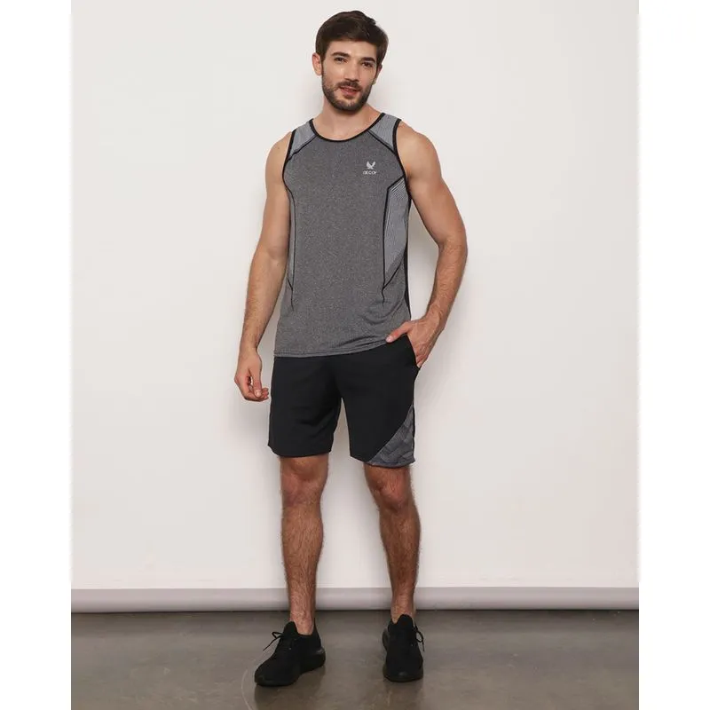 Bermuda Masculina Esportiva Dry Fit Com Recortes Preta GG