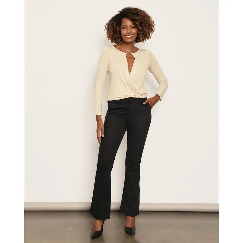 Calça Feminina Sarja Flare Com Bolsos Preta 44