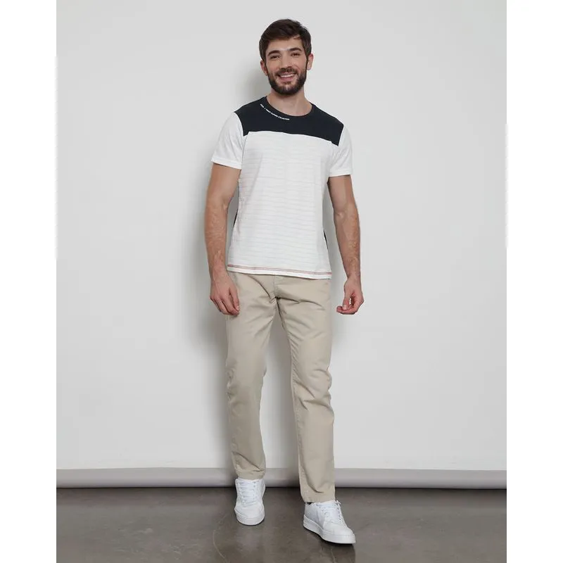 Calça Masculina Sarja Reta Com Bolsos Bege 40