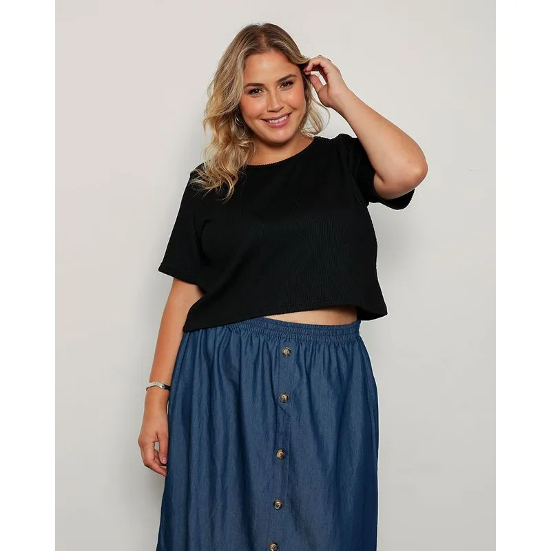 Blusa Plus Size Feminina Cropped Manga Curta Textutizada Preta G1