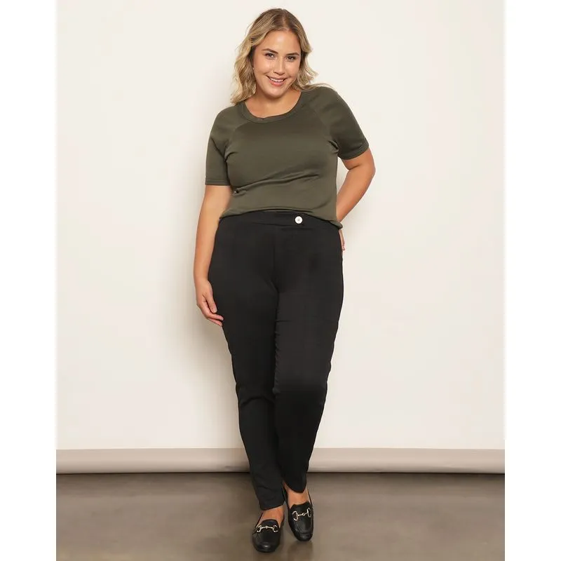 Calça Plus Size Feminina Crepe Slim Com Frisos Preta G3