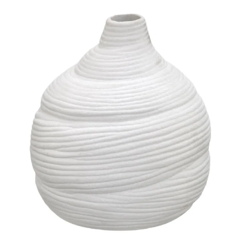 Vaso decorativo em ceramica na cor off white 19CM