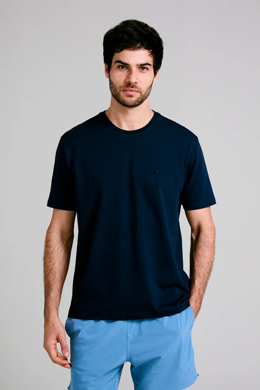 Camiseta Básica Malha Premium Comfort - Azul Marinho PP