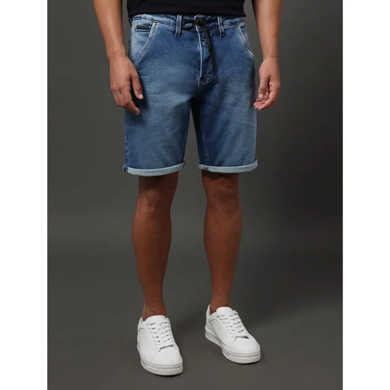Bermuda Jeans Masculina Bolso Faca Calvin Klein Jeans - Azul Médio Bermuda Jeans Masculina Bolso Faca Calvin Klein Jeans Azul Médio 48