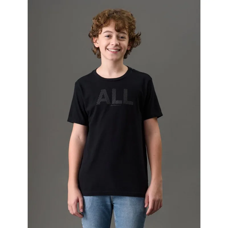 Camiseta Menino All Calvin Klein Jeans - Preto Camiseta Menino All Calvin Klein Jeans Preto 16