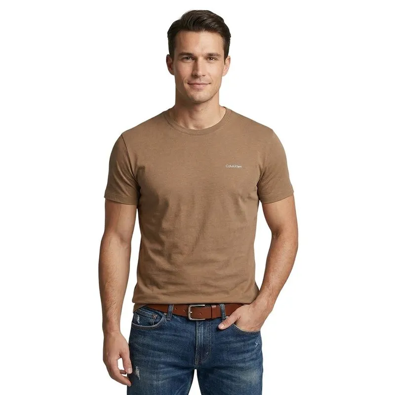 Camiseta Calvin Klein Slim Minimalista Flamê Marrom Masculina G / Marrom
