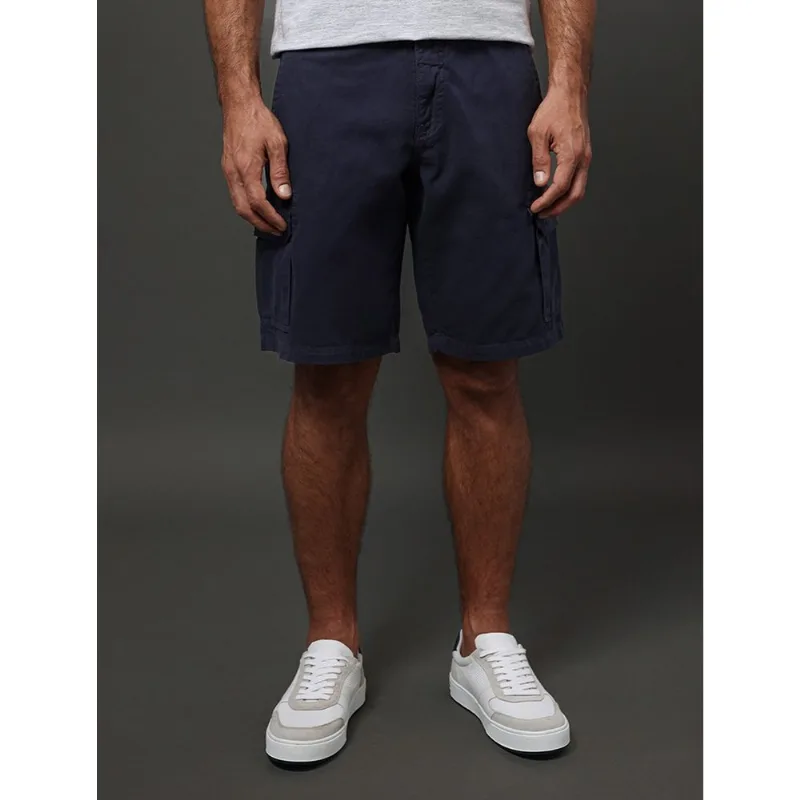 Bermuda Masculina Color Cargo Calvin Klein Jeans - Marinho Bermuda Masculina Color Cargo Calvin Klein Jeans Marinho 50