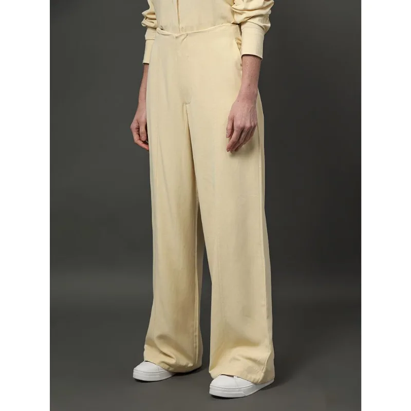 Calça Feminina Linho Misto Calvin Klein Jeans - Amarelo Manteiga Calça Feminina Linho Misto Calvin Klein Jeans Amarelo Manteiga 42