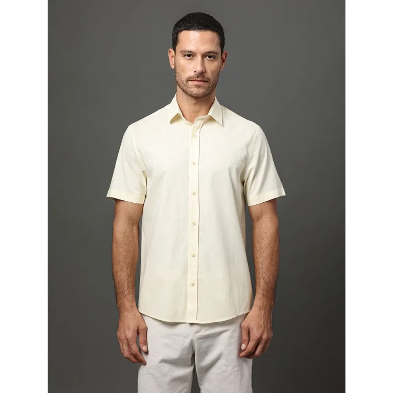 Camisa Masculina Linen Cotton Calvin Klein Jeans - Amarelo Manteiga Camisa Masculina Linen Cotton Calvin Klein Jeans Amarelo Manteiga m