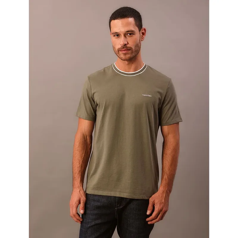 Camiseta Calvin Klein Manga Curta - Oliva Camiseta Calvin Klein Manga Curta Oliva g