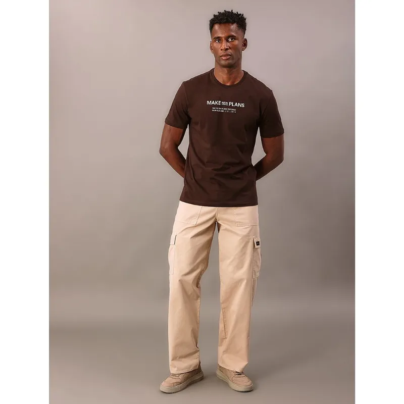 Camiseta Manga Curta Calvin Klein Jeans Masculino Make New Plans - Marrom Camiseta Manga Curta Calvin Klein Jeans Masculino Make New Plans Marrom p
