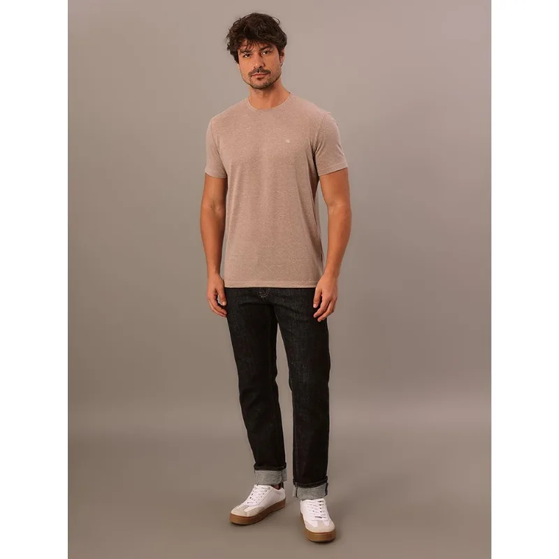 Camiseta Manga Curta Calvin Klein Jeans Masculino Botonê - Caqui Medio Camiseta Manga Curta Calvin Klein Jeans Masculino Botonê Caqui Medio g