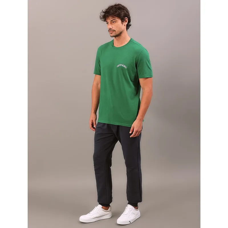 Camiseta Manga Curta Calvin Klein Jeans Masculino Logo College - Verde Camiseta Manga Curta Calvin Klein Jeans Masculino Logo College Verde Ggg