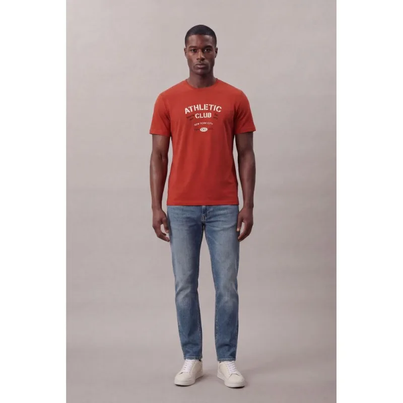 Camiseta Manga Curta Calvin Klein Jeans Masculino Athletic Club - Ferrugem Camiseta Manga Curta Calvin Klein Jeans Masculino Athletic Club Ferrugem m