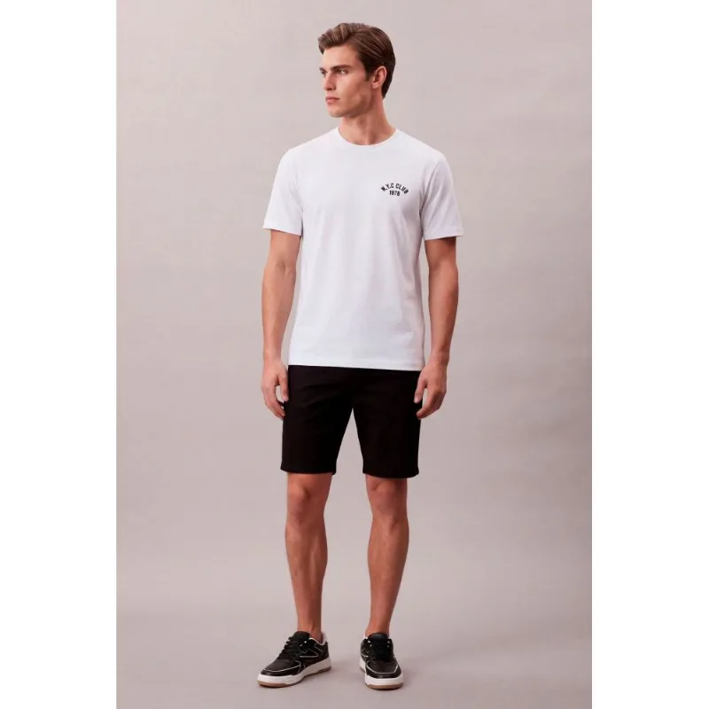 Camiseta Manga Curta Calvin Klein Jeans Masculino Nyc Club - Branco Camiseta Manga Curta Calvin Klein Jeans Masculino Nyc Club Branco Gg