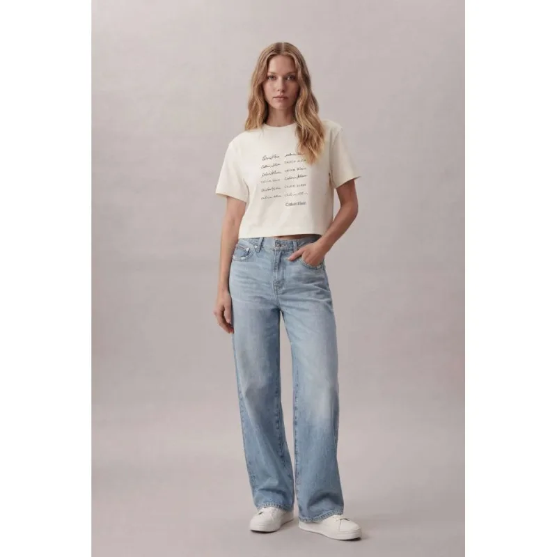 Camiseta Cropped Calvin Klein Jeans Manga Curta Graphic - Off White Camiseta Cropped Calvin Klein Jeans Manga Curta Graphic Off White m