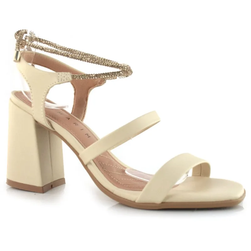 Sandália Feminina com Salto Bloco Ramarim Creme 23-41202 33